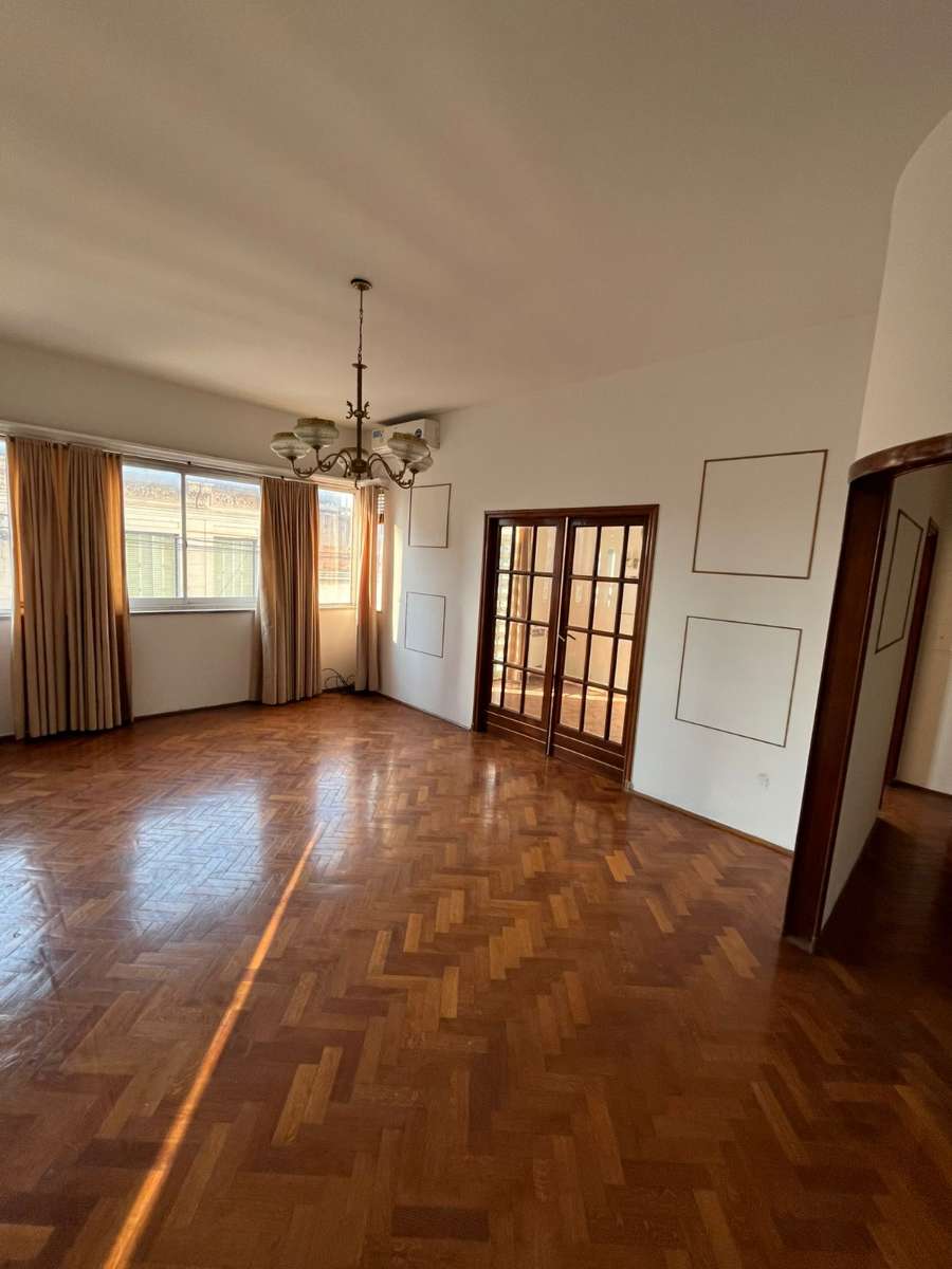Semipiso En Alquiler. Amplio Luminoso Excelente Ubicacion Y Estado - Departamento en Alquiler en Santa Fe con 2 dorm., 5 amb. y 200 m2 cubiertos - imagen 7