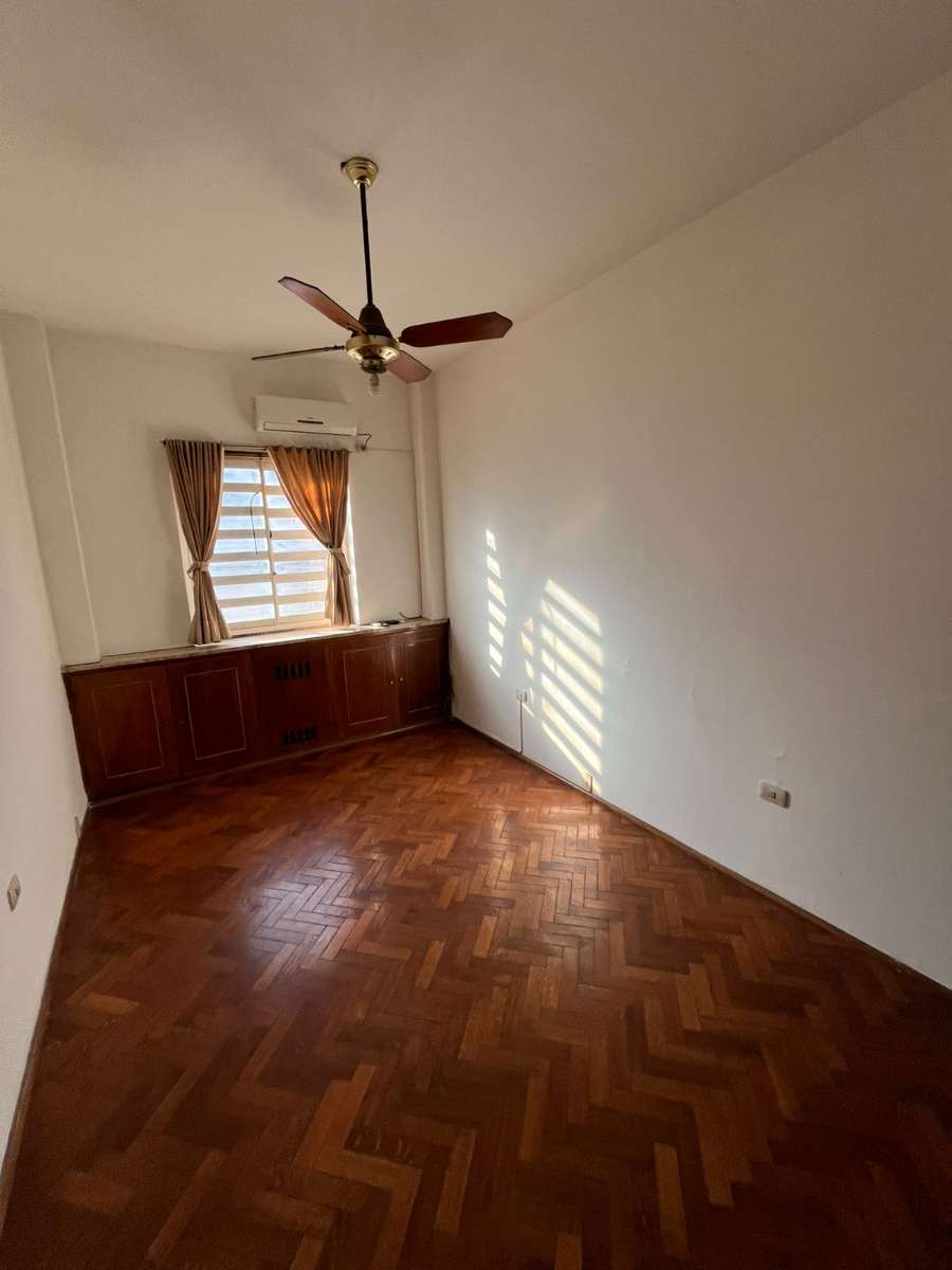 Semipiso En Alquiler. Amplio Luminoso Excelente Ubicacion Y Estado - Departamento en Alquiler en Santa Fe con 2 dorm., 5 amb. y 200 m2 cubiertos - imagen 11