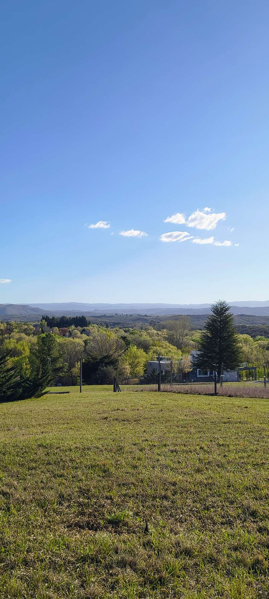 Lote En Country Carlos Paz Golf Con Hermosa Vista - Terreno en Venta en San Antonio de Arredondo con 930 m2 de terreno - imagen 3