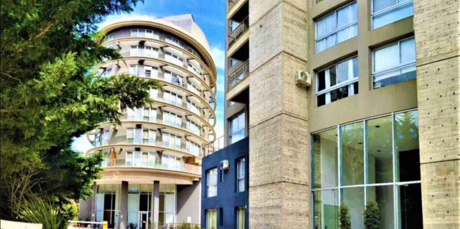 Departamento en Venta en Pinamar con 2 dorm., 3 amb. y 68 m2 cubiertos - imagen 1