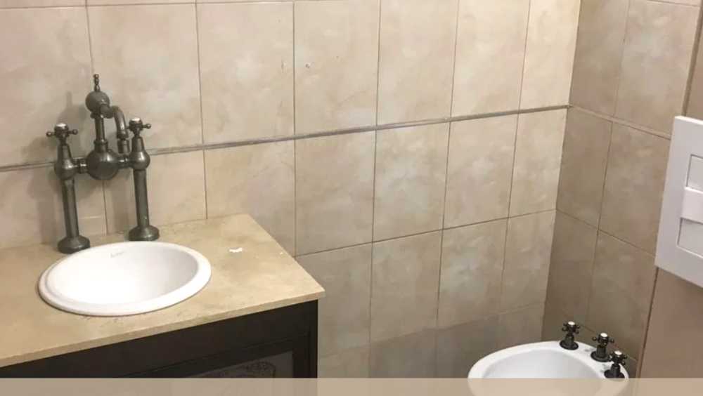 Casa En Venta 4 Dormitorios 4 Entre 44 Y 45 - Casa en Venta en La Plata con 4 dorm., 5 amb., 364 m2 cubiertos y 364 m2 totales - imagen 9