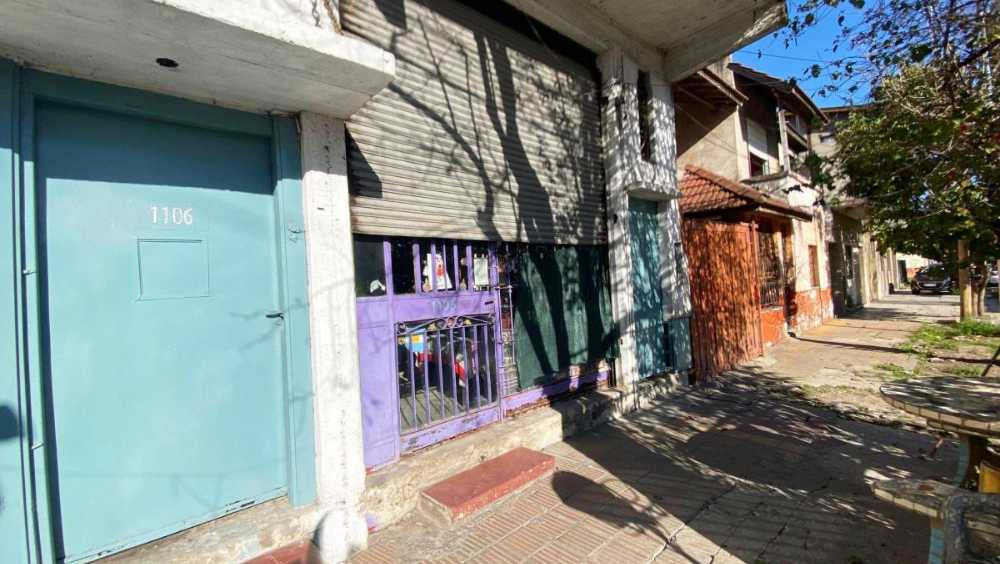 Local en General San Martin para en Venta · dueño directo · 4 ambientes - Imagen 3