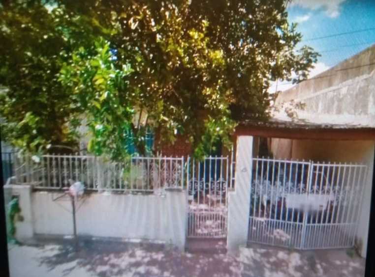 Casa disponible para la en Venta en Posadas · dueño directo · 3 dorm · cochera · 225 m² de lote - Imagen 2