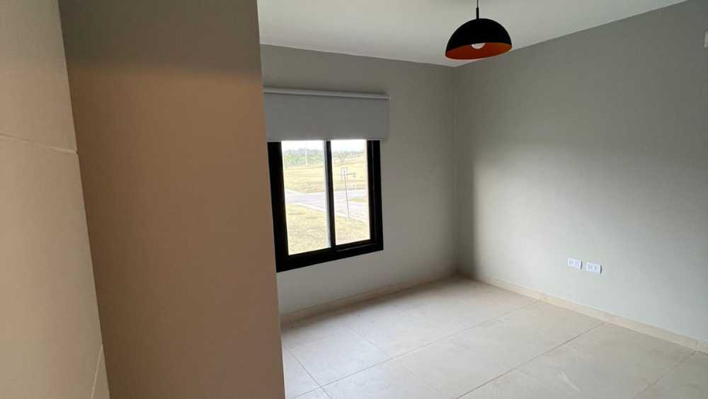 Casa en Venta en Tafi Viejo · barrio privado · dueño directo · 3 dorm · 2 cocheras - Imagen 1