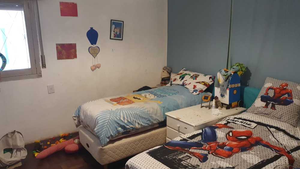 Casa en Venta en Rosario con · dueño directo · 4 o más dorm · cochera · 504 m² de lote - Imagen 2