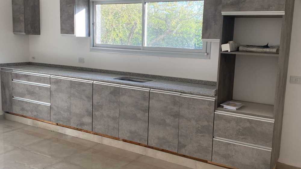 Casa A Extrenar Country San Alfonso Del Talar - Casa en Venta en Mendiolaza con 3 dorm., 6 amb., 220 m2 cubiertos y 500 m2 totales - imagen 5