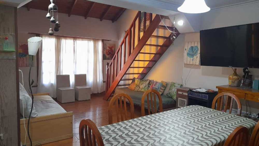 Oportunidad: Casa en Temporario en Mar del Plata · dueño directo · 3 dorm · 5 ambientes · cochera - Imagen 3