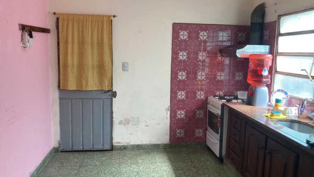 Departamento en Venta en Temperley, · dueño directo · 2 dorm · 3 cocheras · 260 m² de lote - Imagen 4