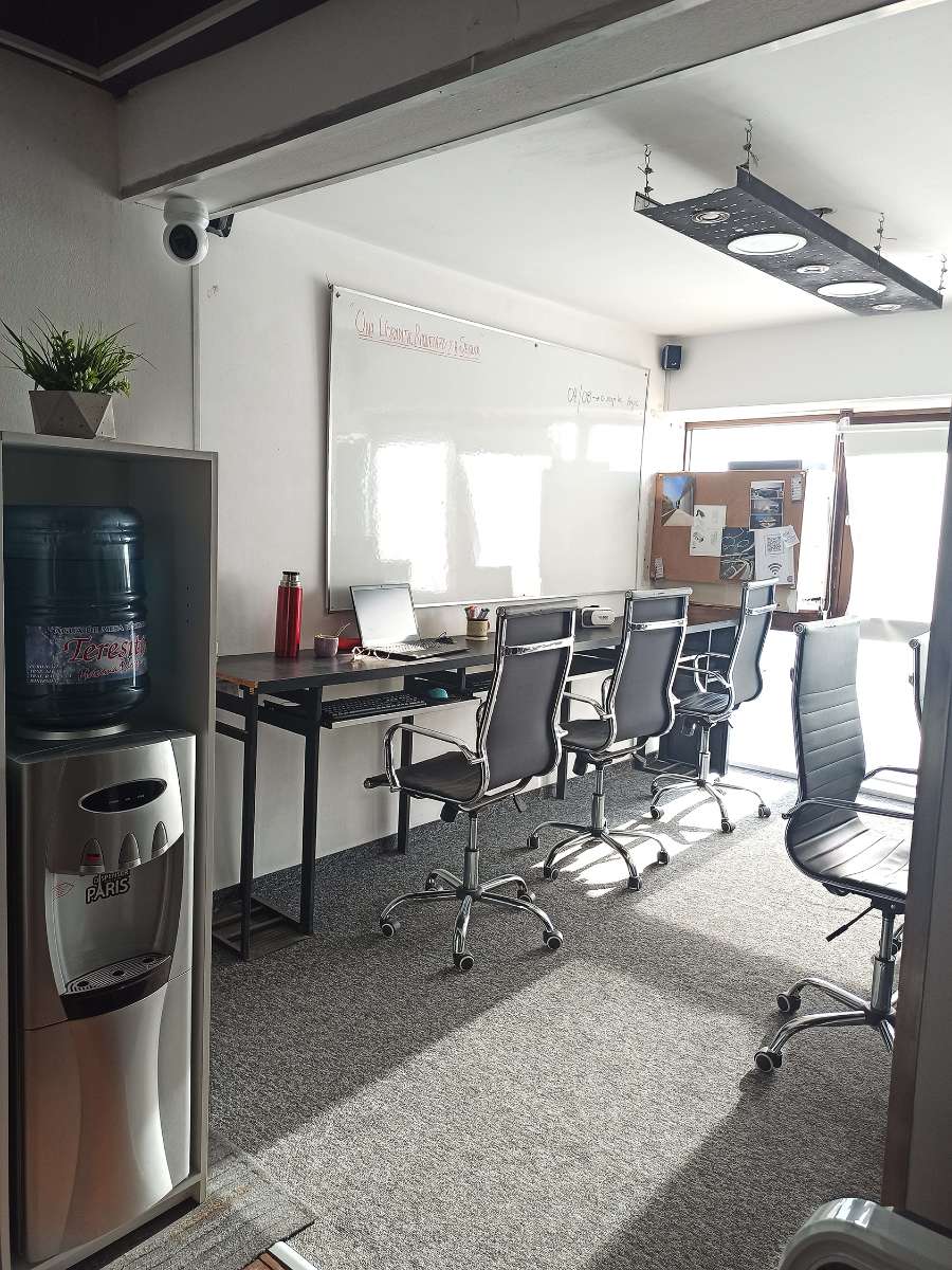 OFICINA EQUIPADA apto call center, tele trabajo, Profesional. A 3 cuadras del Patio Olmos| Servicios - Imagen 2