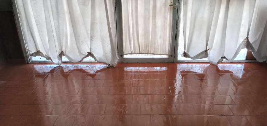 Casa Y Local Comercial En Venta Exelente Ubicacion - Casa en Venta en Necochea con 3 dorm., 220 m2 cubiertos y 400 m2 totales - imagen 10