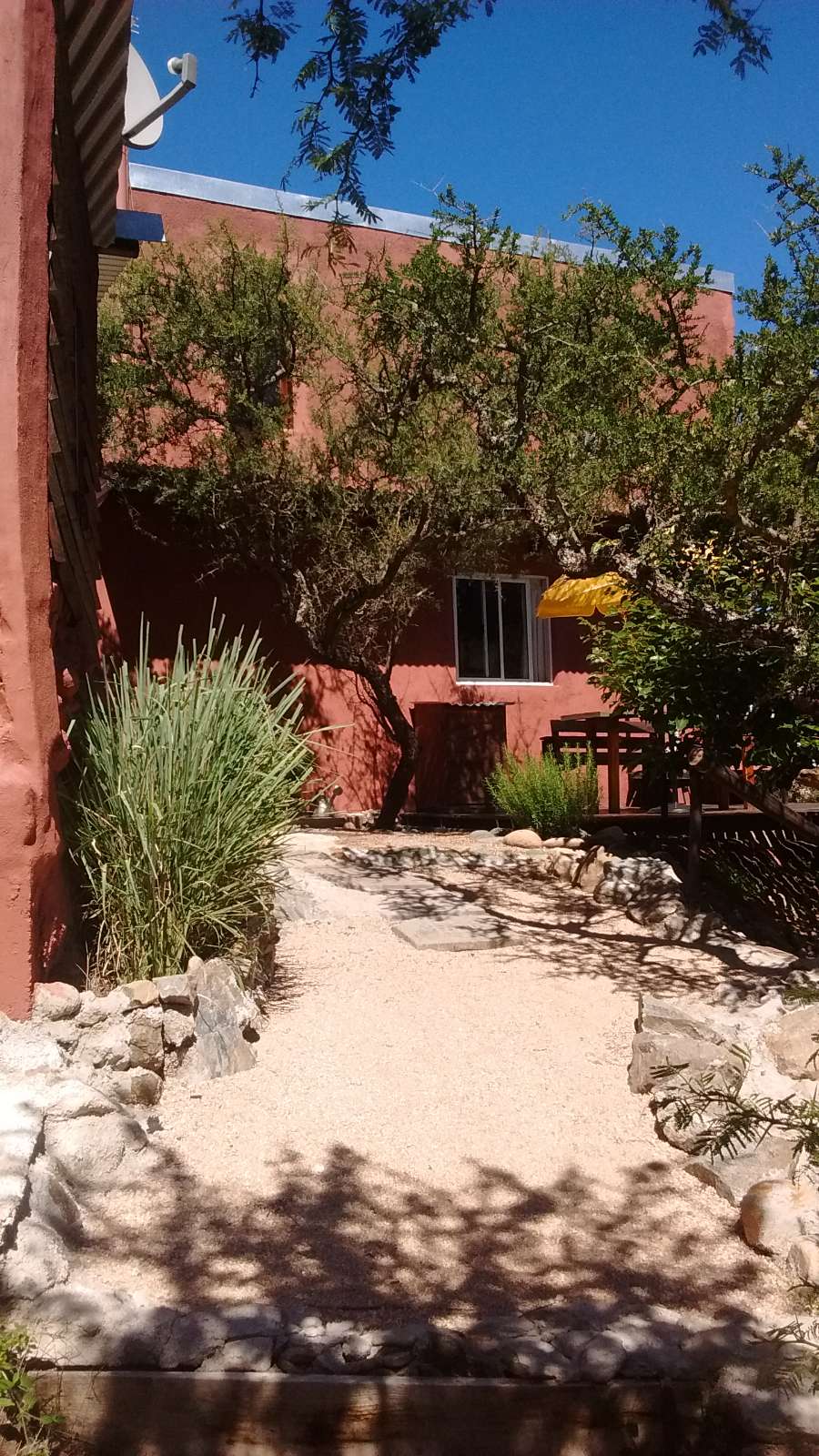 Tu próxima Casa en Venta en Río Cuarto · dueño directo · 1 dorm · cochera · 880 m² de lote - Imagen 3