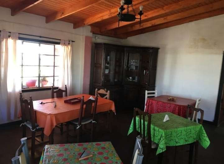 Hermoso Complejo De Cabaas Y Brestaurant En Termas De Tapalque - Casa en Venta en Tapalque con 4 dorm., 6 amb. y 10.500 m2 totales - imagen 10