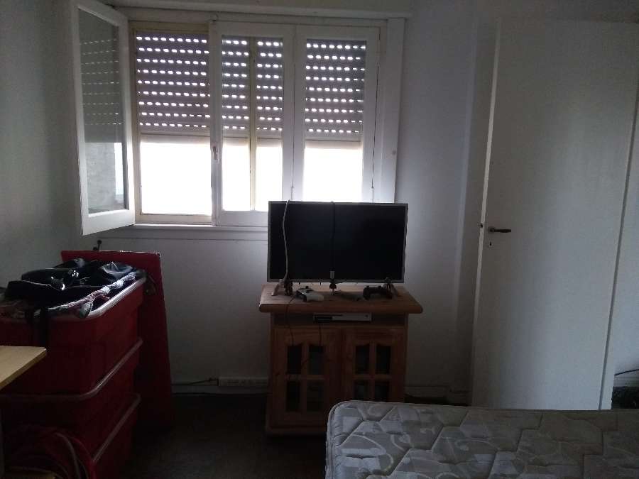 Vendo Amplio Ph Patio Y Terraza - Casa en Venta en Avellaneda con 2 dorm., 3 amb., 70 m2 cubiertos y 190 m2 totales - imagen 3