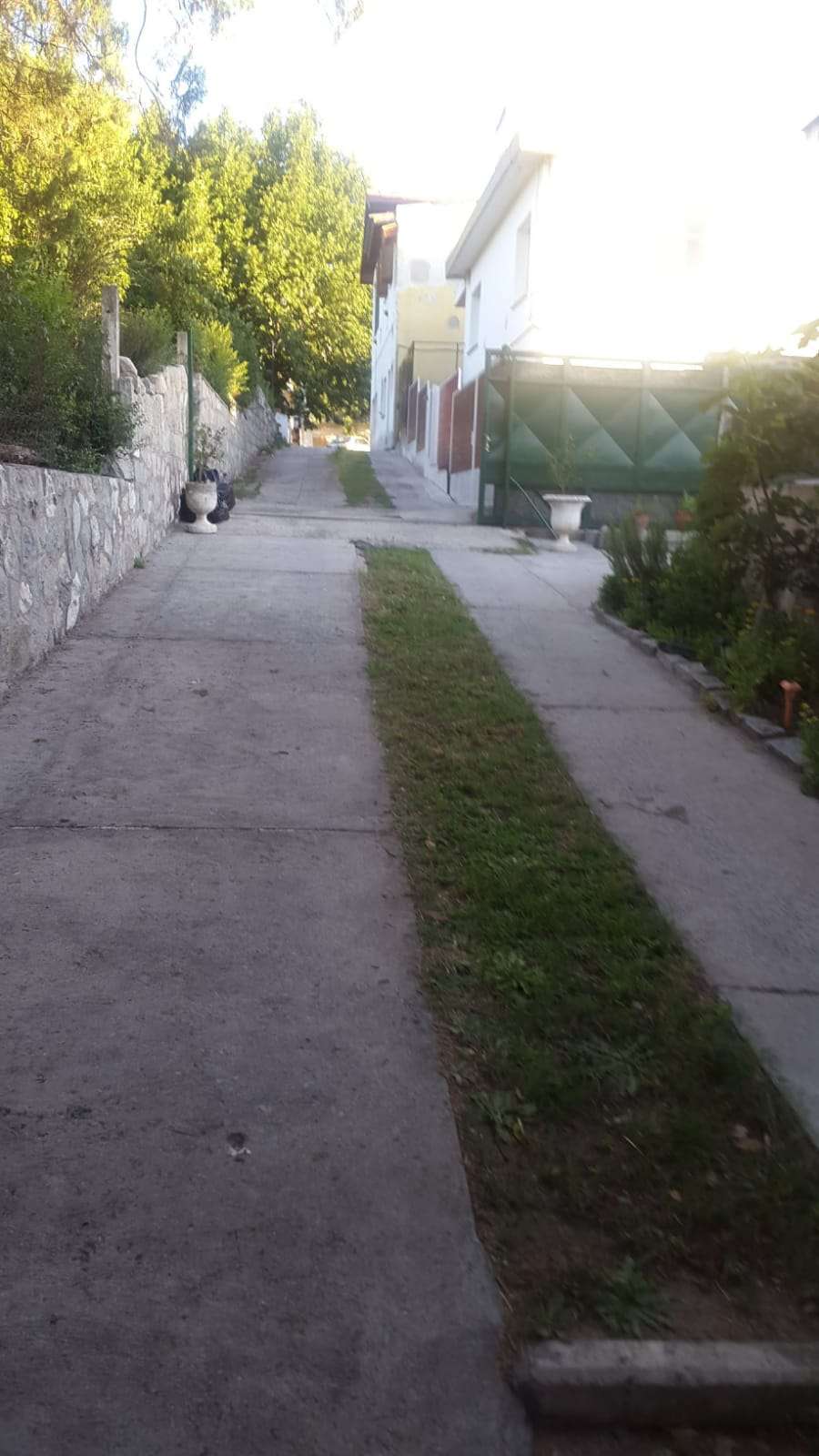 Venta - Casa Con Un Amplio Galpn Nico En La Zona Del Centro De La Ciudad De La Falda - Casa en Venta en Valle Hermoso con 2 dorm. y 4 amb. - imagen 5