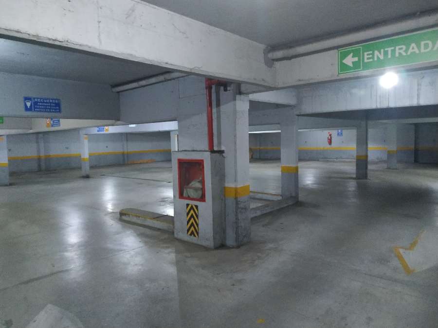 Cocheras 2 ( Dos ) En Venta! Quilmes Centro. La Mejor Ubicacin. - Cochera en Venta en Quilmes con 12 m2 - imagen 6