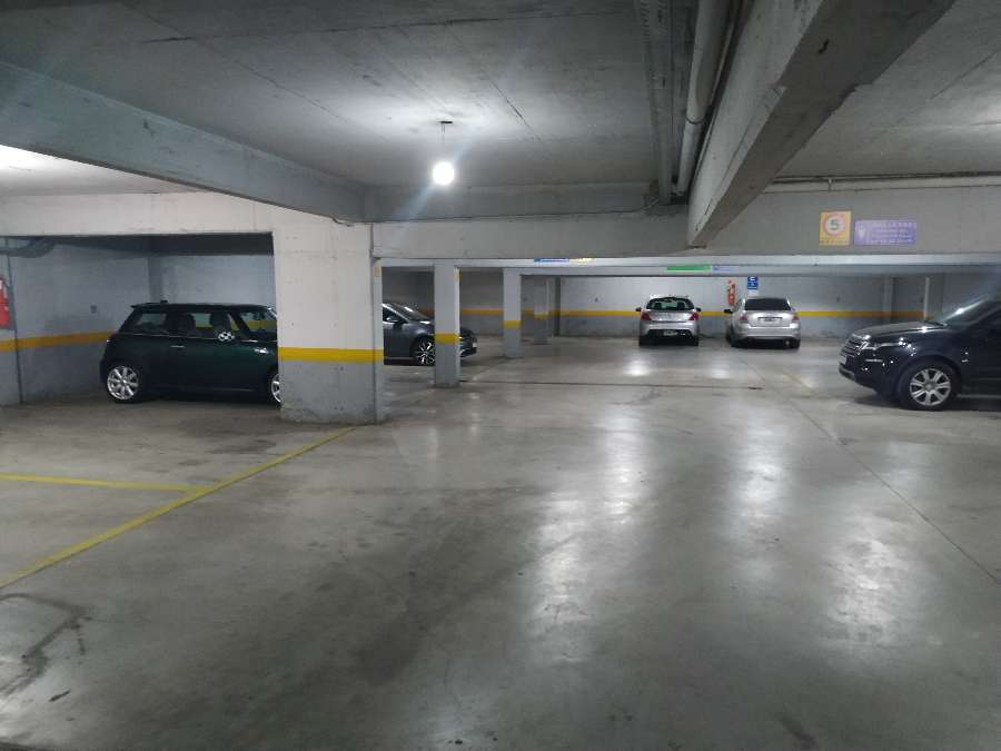 Cocheras 2 ( Dos ) En Venta! Quilmes Centro. La Mejor Ubicacin. - Cochera en Venta en Quilmes con 12 m2 - imagen 11