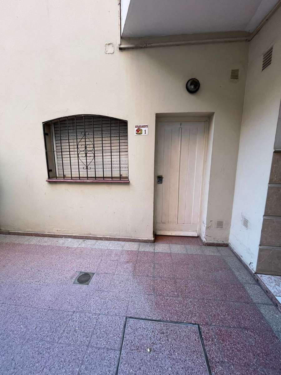 Excelente Departamento De Un Dormitorio - Departamento en Alquiler en Córdoba con 1 dorm. y 3 amb. - imagen 2