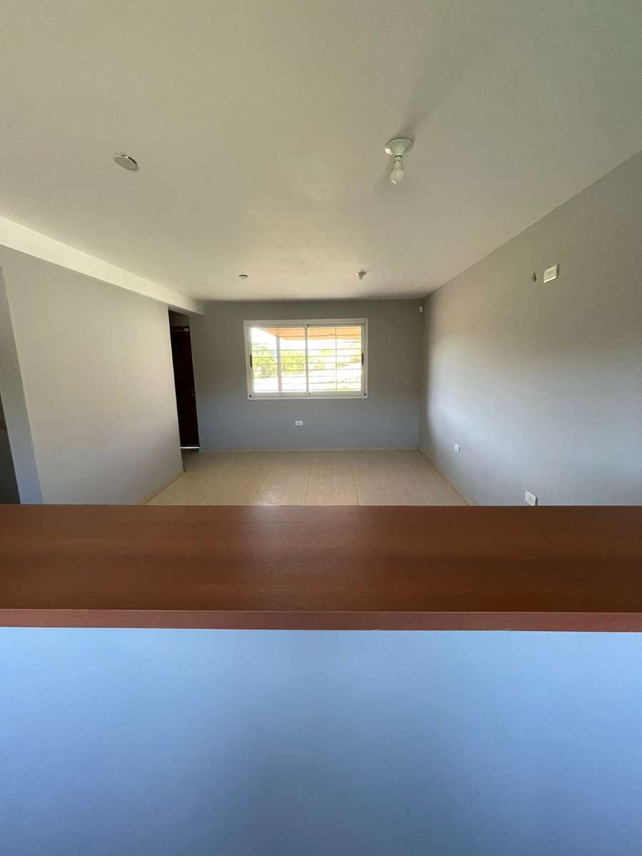 Excelente Duplex - Departamento en Alquiler en La Calera con 2 dorm. y 4 amb. - imagen 6