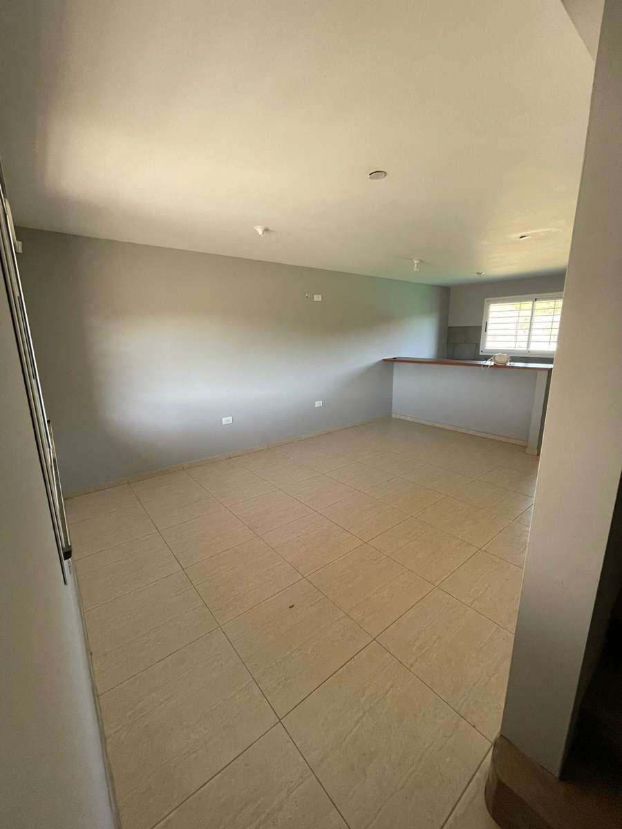 Excelente Duplex - Departamento en Alquiler en La Calera con 2 dorm. y 4 amb. - imagen 10
