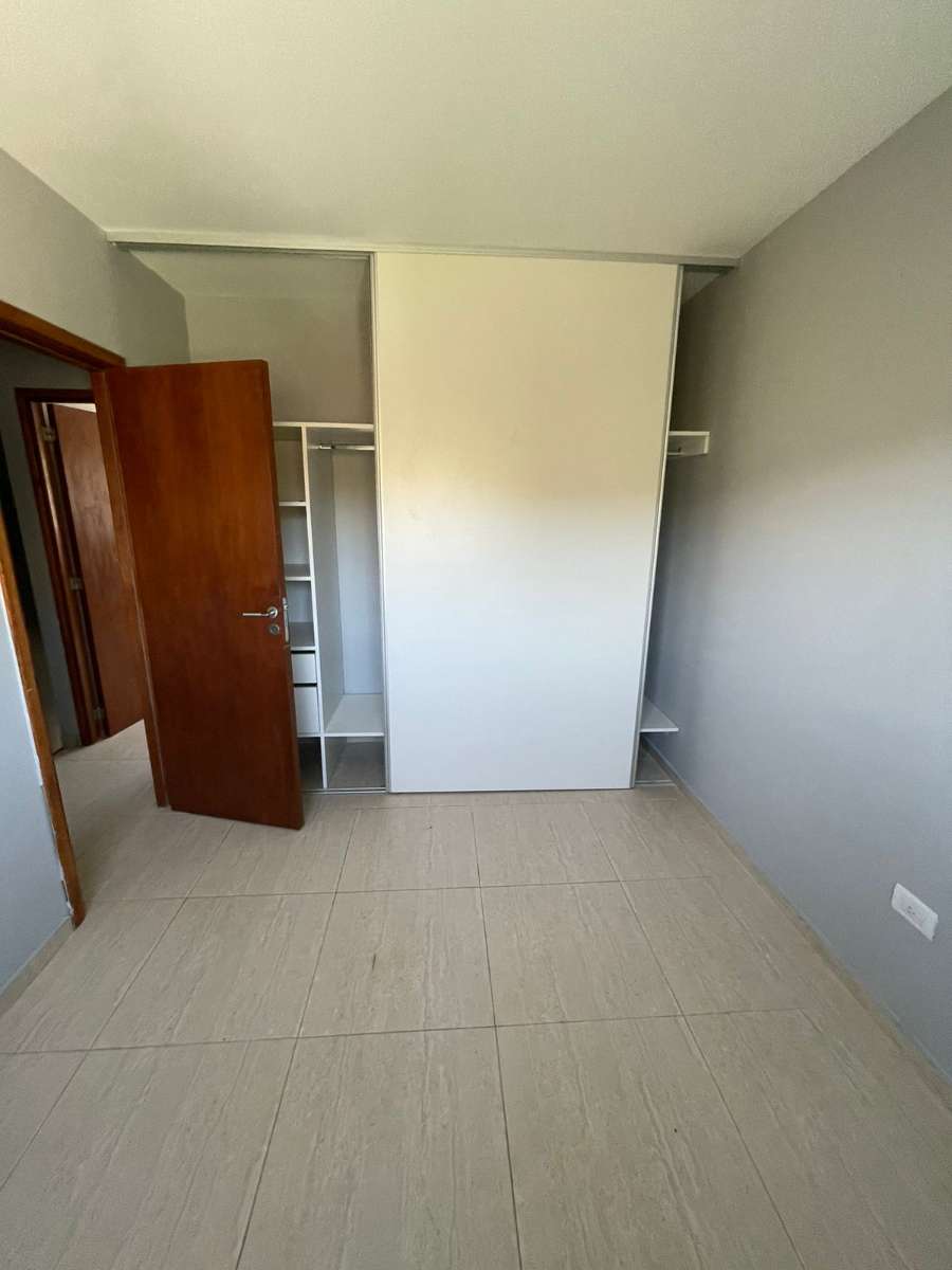 Excelente Duplex - Departamento en Alquiler en La Calera con 2 dorm. y 4 amb. - imagen 8