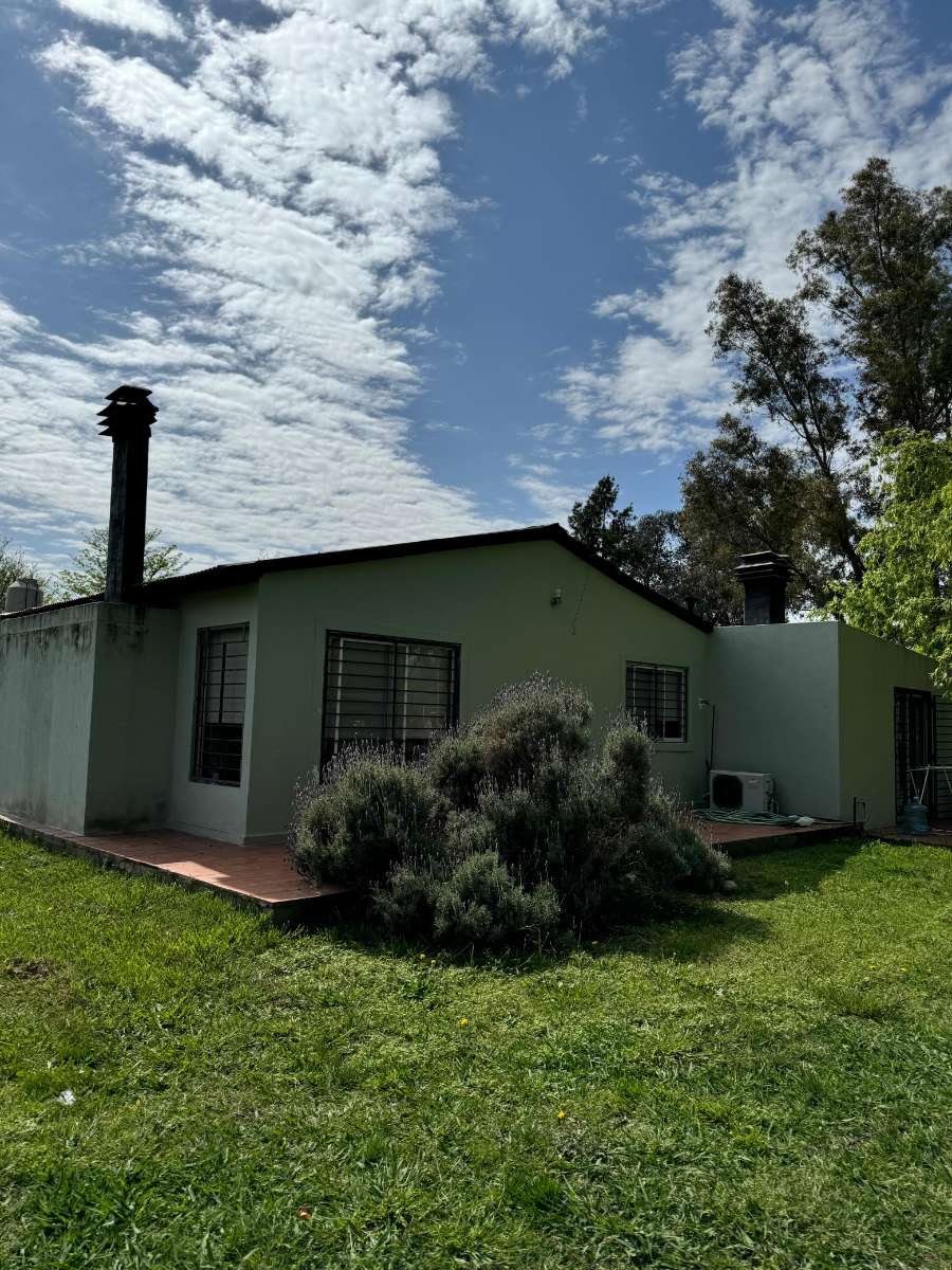Hermosa Casa En Venta - Con Escritura - Casa en Venta en Canuelas con 2 dorm., 2 amb. y 560 m2 totales - imagen 1
