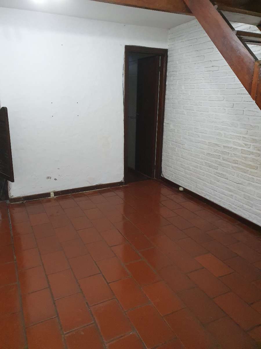 DUEÑO ALQUILA DUPLEX 3 AMBIENTES - CASTELAR - Imagen 3