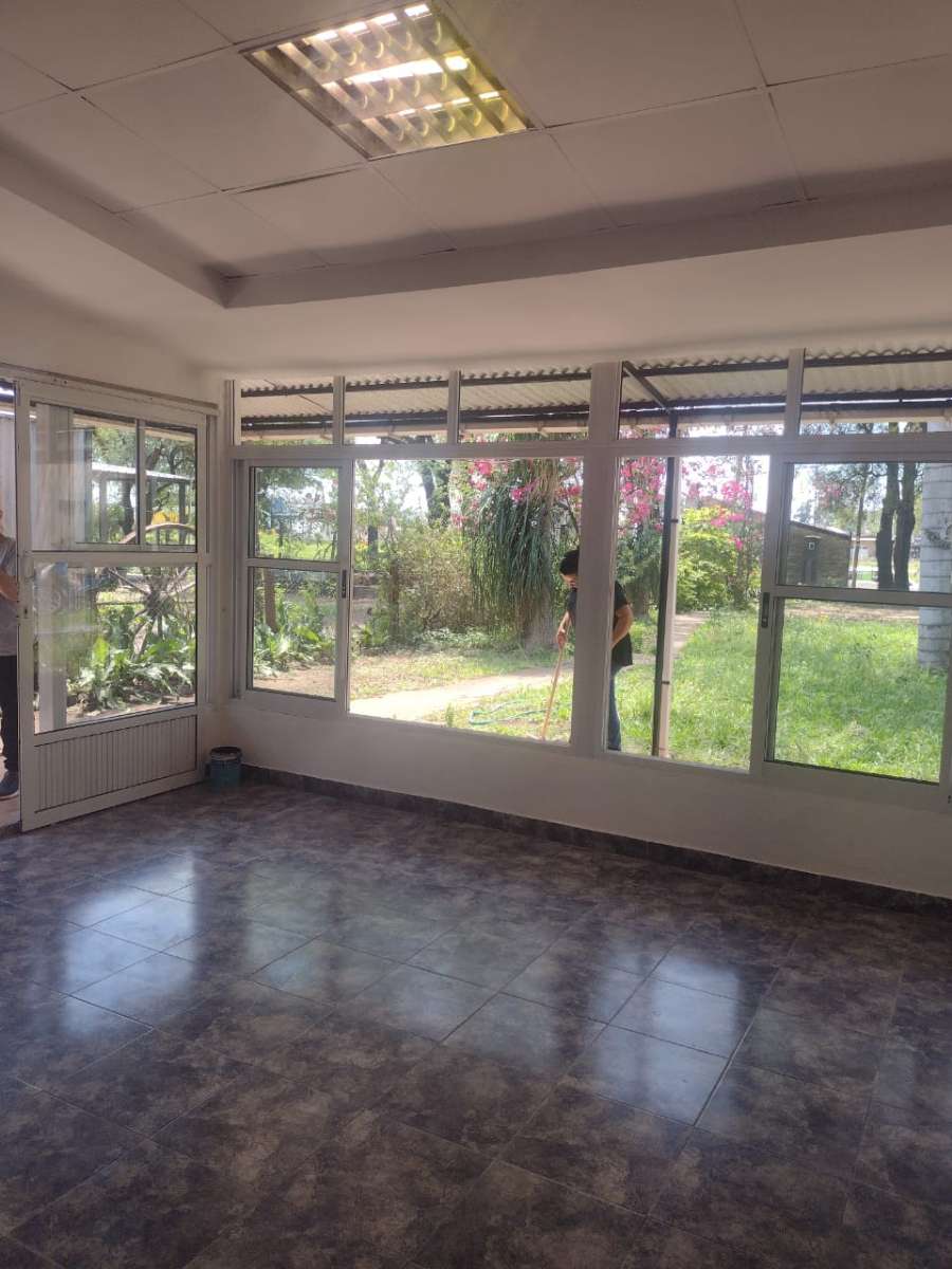 Casa Con Quincho - Casa en Alquiler en Resistencia con 2 dorm., 4 amb. y 1.800 m2 totales - imagen 10