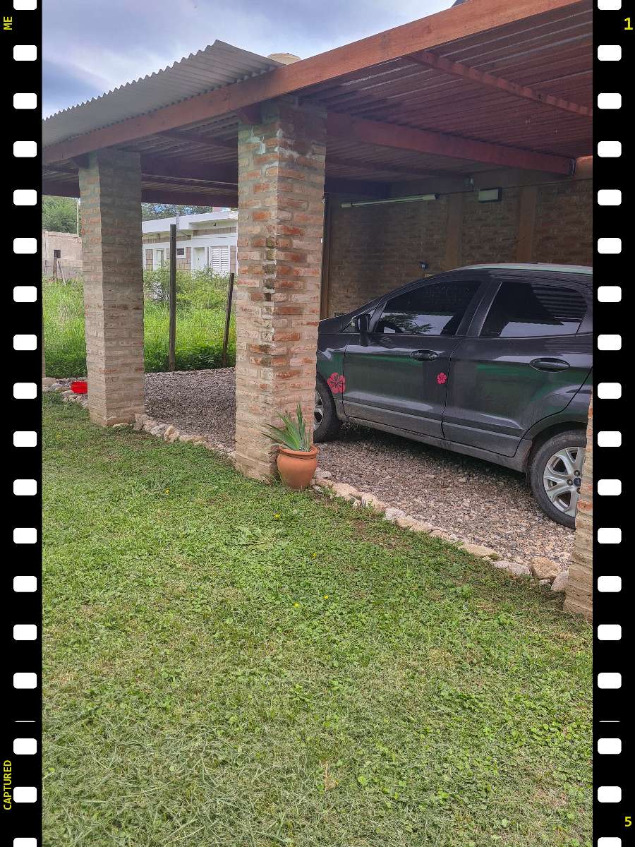 Espectacular Casa Estilo Cabaa Totalmente Amueblada En Venta.- - Casa en Venta en Santa Maria con 2 dorm., 4 amb., 70 m2 cubiertos y 250 m2 totales - imagen 2