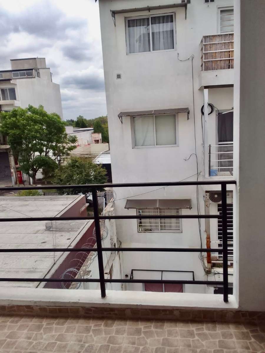 Belgrano 5436, Caseros
