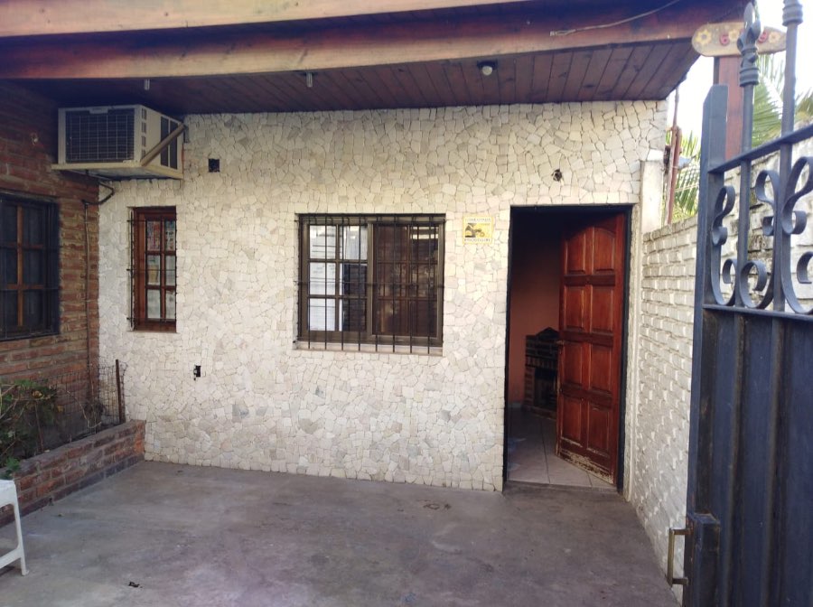 Casa única en San Antonio de Padua en Venta · dueño directo · 3 dorm · cochera · 80 m² de lote - Imagen 3