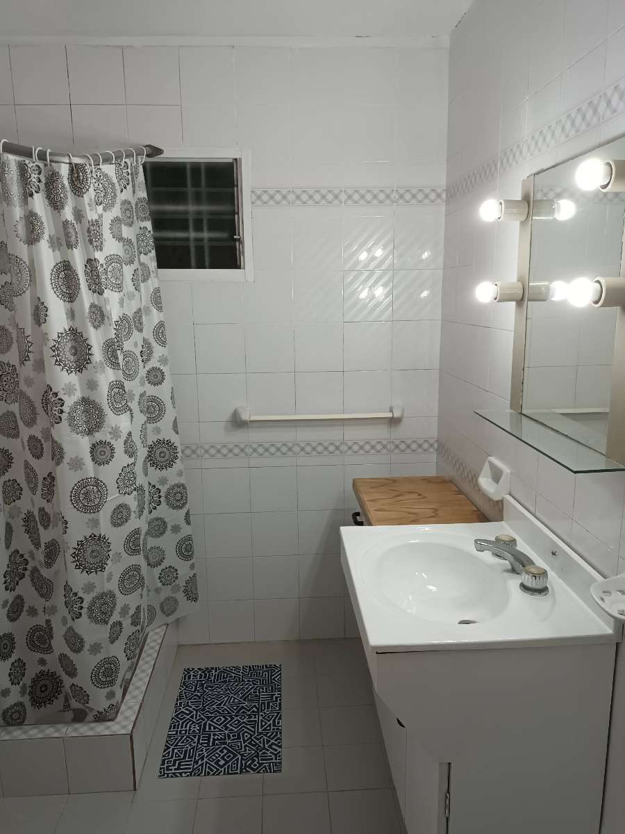 Entorno De Bosque En Zona Residencial - Casa en Venta en Villa Gesell con 3 dorm., 4 amb., 85 m2 cubiertos y 503 m2 totales - imagen 19