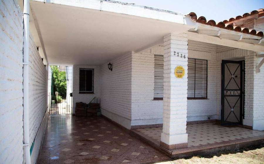 Casa En Venta 3 Ambientes En Jos Mrmol - Anticipo Y Cuotas Financiacin Directa - Casa en Venta en Jose Marmol con 2 dorm., 3 amb., 100 m2 cubiertos y 243 m2 totales - imagen 2