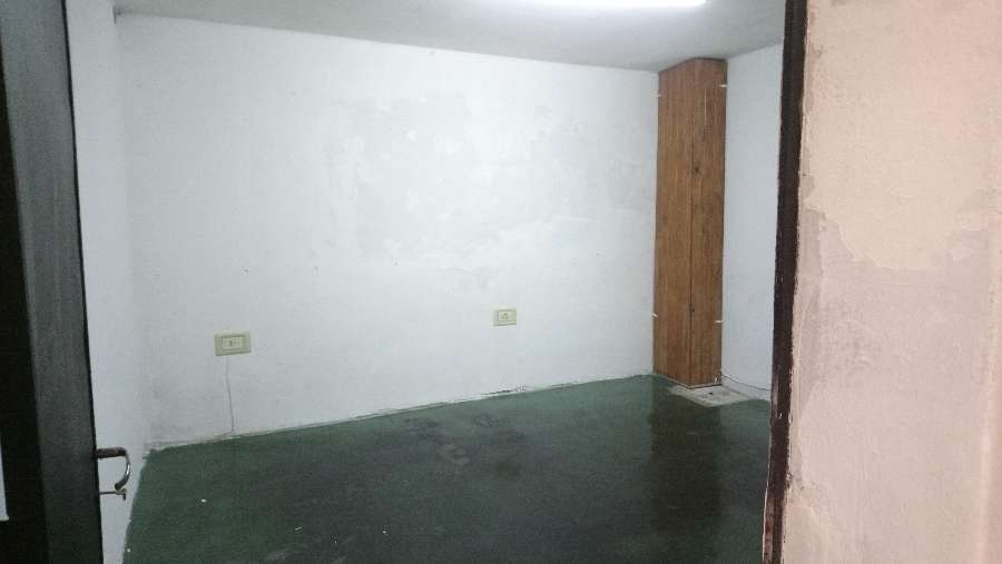 Galpn Parablico Interno Con Oficina Y Bao. - Galpón en Alquiler en Rosario con 321 m2 cubiertos y 416 m2 totales - imagen 11