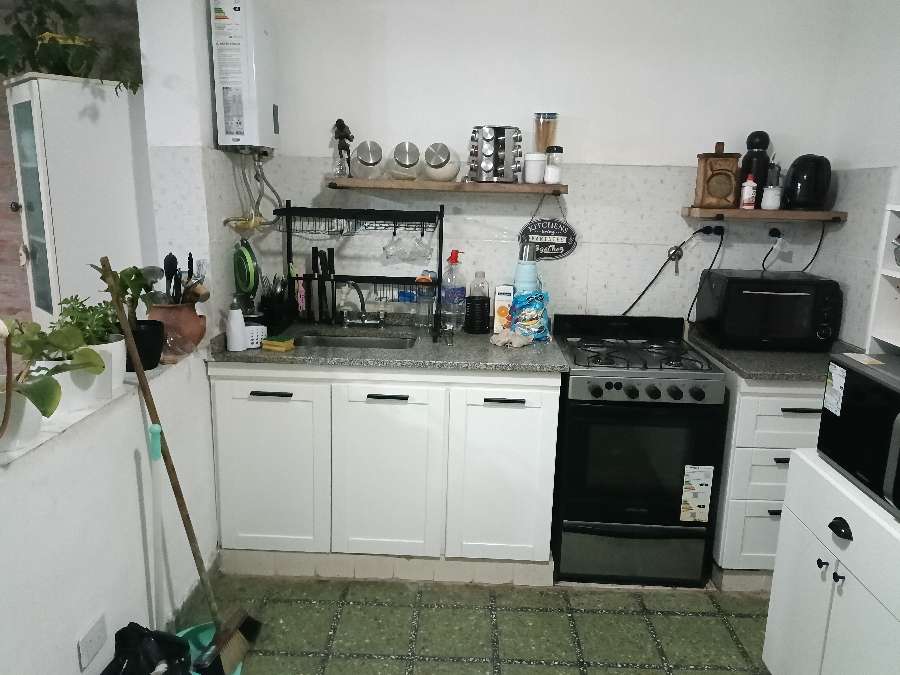 Vendo Linda Casa, Garage. Jardn. Vivienda. Comercial. Profesional - Casa en Venta en Bernal con 2 dorm., 4 amb., 96 m2 cubiertos y 196 m2 totales - imagen 19