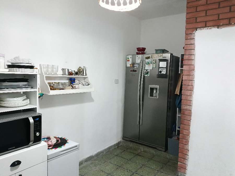 Vendo Linda Casa, Garage. Jardn. Vivienda. Comercial. Profesional - Casa en Venta en Bernal con 2 dorm., 4 amb., 96 m2 cubiertos y 196 m2 totales - imagen 20