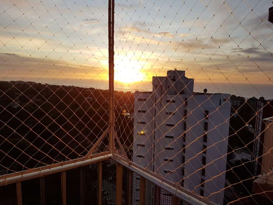 Depto 3/4 Ambientes + 3 Baos + Cochera | Piso 16 | Centro | 3 Cuadras De La Playa - Departamento en Venta en Pinamar con 2 dorm., 4 amb. y 67 m2 cubiertos - imagen 5