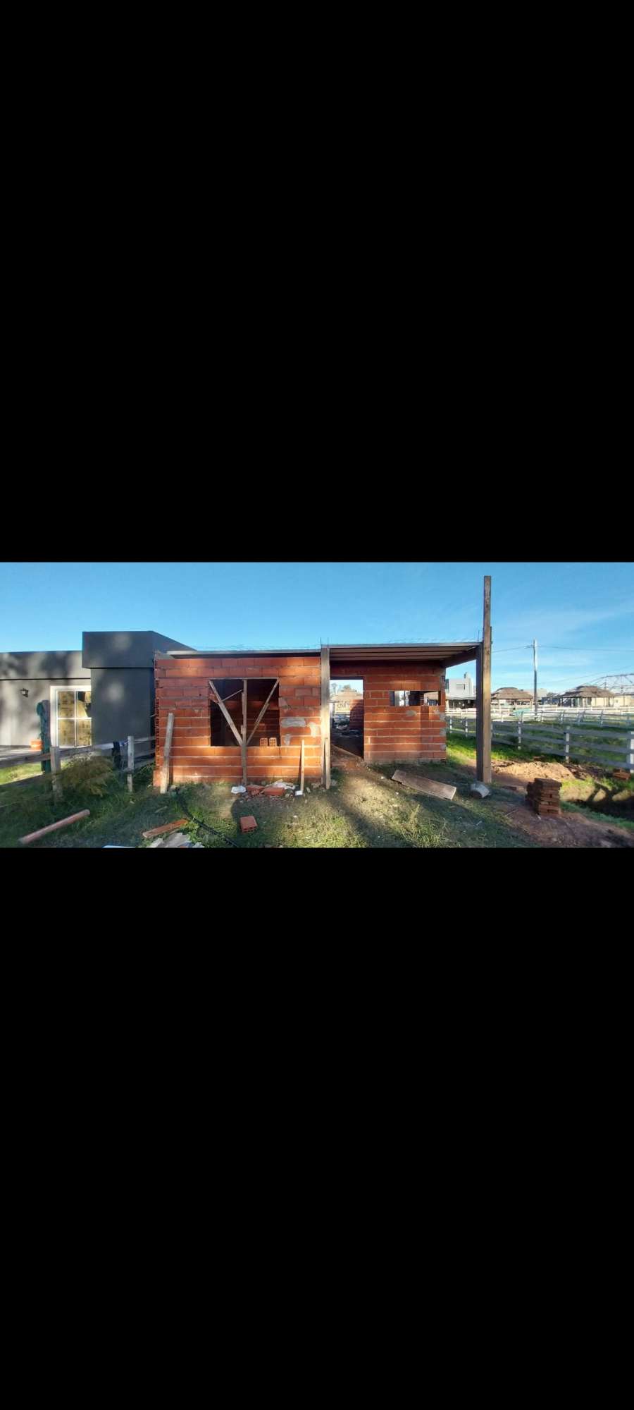 Terreno en venta en General Rodriguez, Buenos Aires, con construcción a terminar - Imagen 3