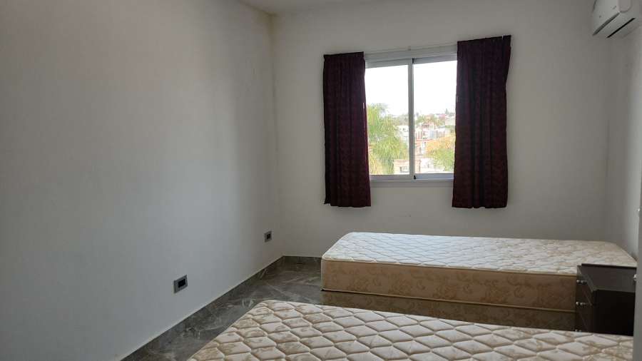 Casa En Venta En Barrio Thompson, Paran, Con Piscina Y Cochera Doble - Casa en Venta en Paraná con 2 dorm., 5 amb., 144 m2 cubiertos y 97 m2 totales - imagen 15