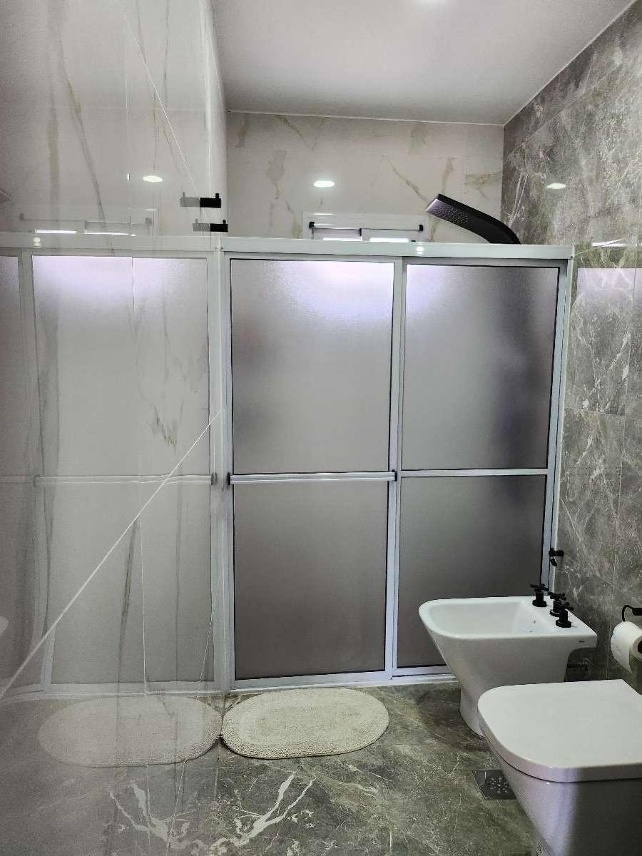 Comprar Casa en Paraná · dueño directo · 2 dorm · 2 cocheras · 97 m² de lote - Imagen 3