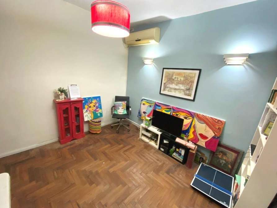 Casa En Venta En Temperley, Buenos Aires, 6 Ambientes Y 3 Baos - Casa en Venta en Temperley con 4 dorm., 6 amb., 200 m2 cubiertos y 390 m2 totales - imagen 14