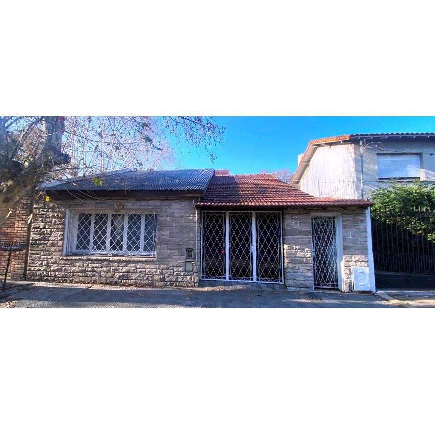 Casa en Venta en Temperley con · dueño directo · 4 o más dorm · cochera · 390 m² de lote - Imagen 1