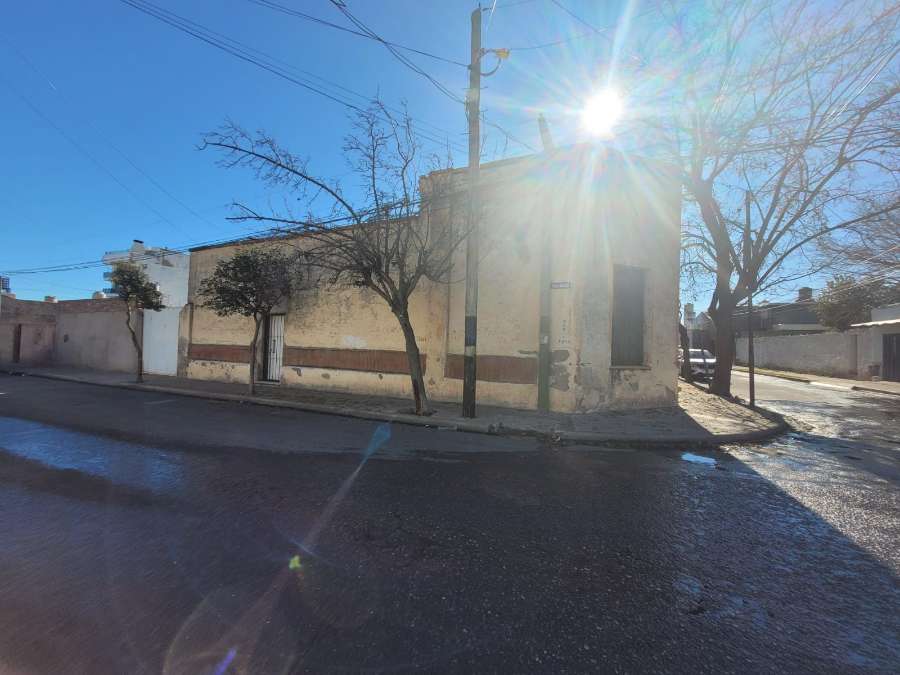 Casa en San Luis para en Venta · dueño directo · 2 dorm · 2 cocheras · 644 m² de lote - Imagen 2