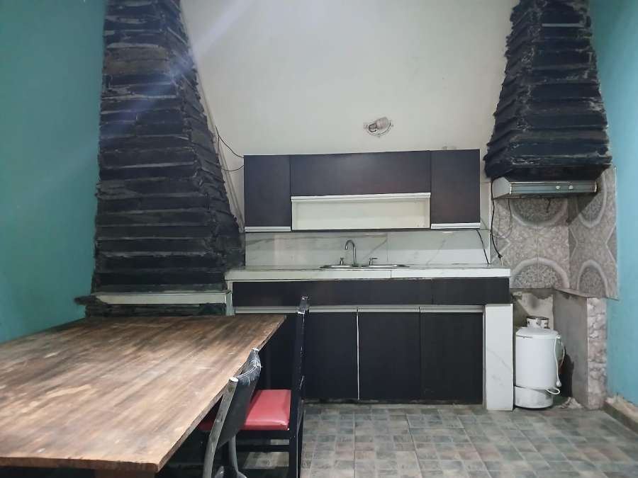 Casa en alquiler en Monte Grande, Buenos Aires, 1 ambiente y 1 dormitorio - Imagen 1