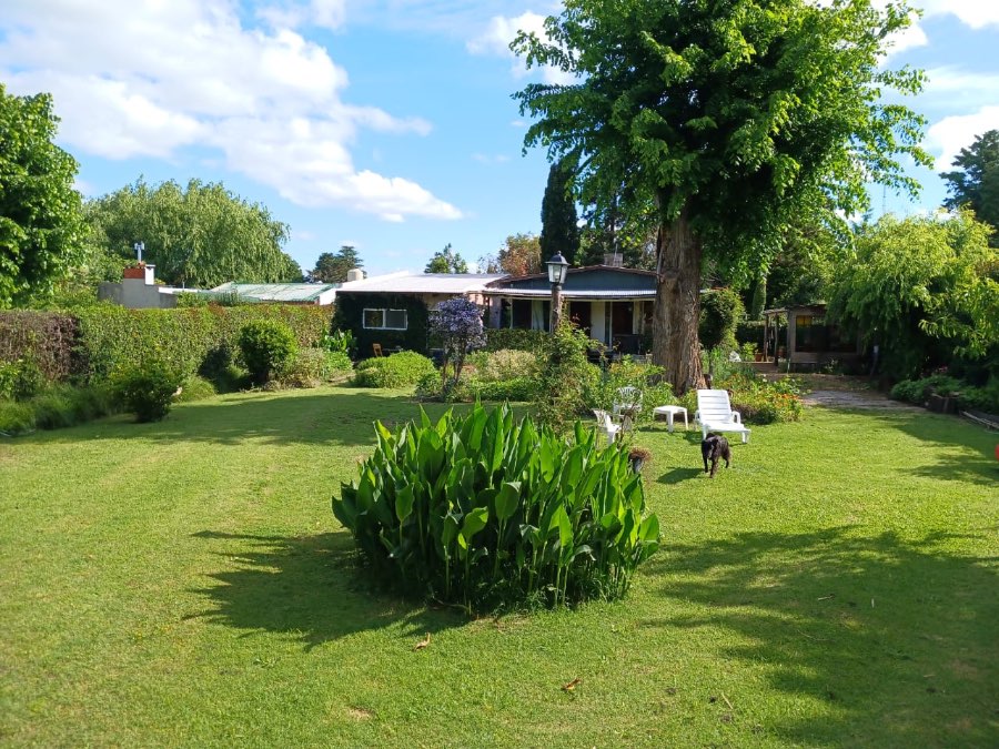 Casa en venta en Lobos, Buenos Aires, con 2 dormitorios y 2 baños - Imagen 2