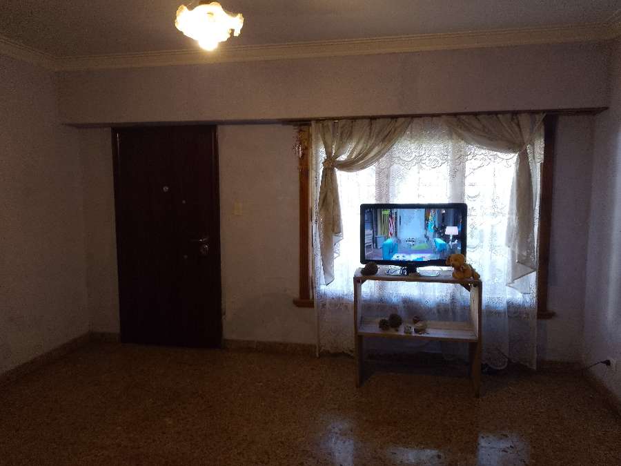 Casa en venta en Barrio B. Rivadavia, Mar del Plata, 2 dormitorios y 2 cocheras - Imagen 2