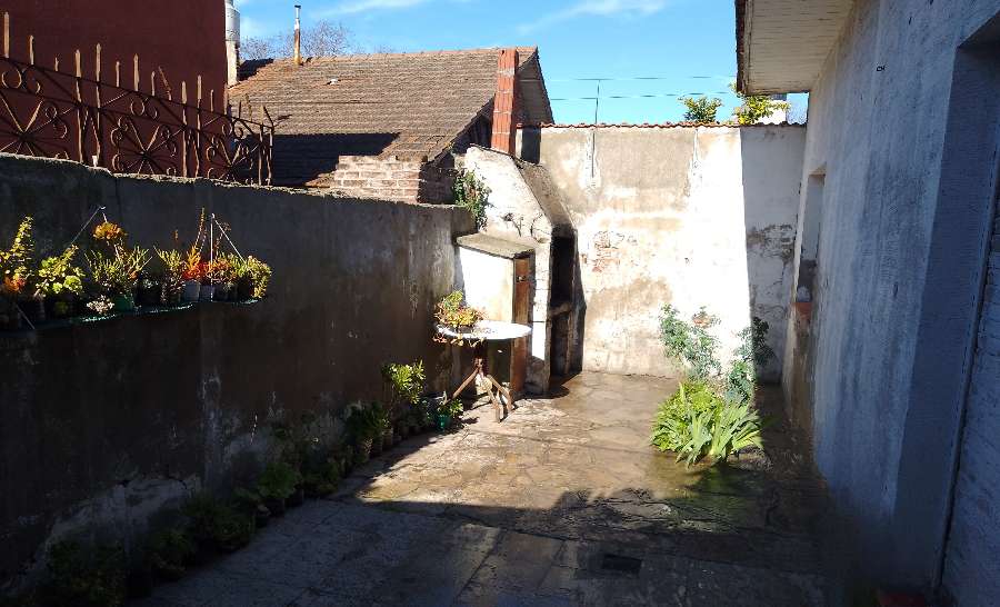 Casa en venta en Barrio B. Rivadavia, Mar del Plata, 2 dormitorios y 2 cocheras - Imagen 4