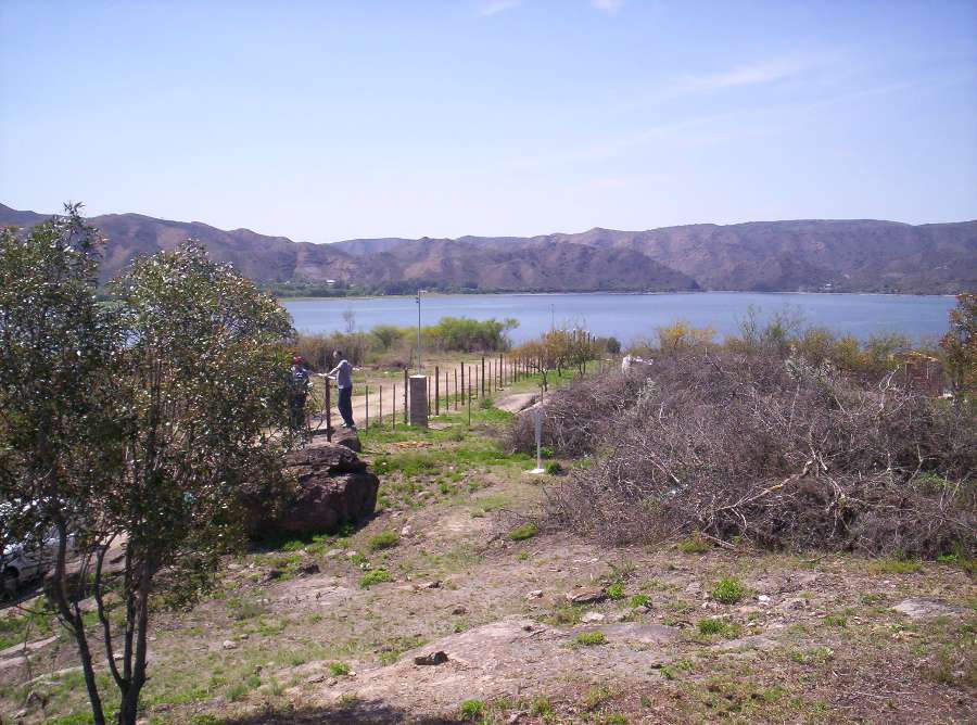 Terreno en Villa Carlos Paz en Venta · frente 30 m · largo 108 m · 3,18 m² de lote · dueño directo - Imagen 2