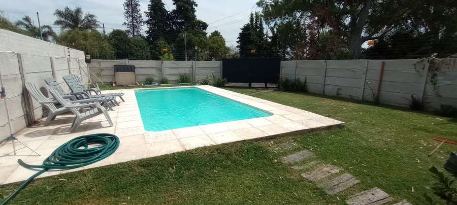 Casa en La Plata: en Temporario · dueño directo · 2 dorm · cochera · 350 ha - Imagen 1