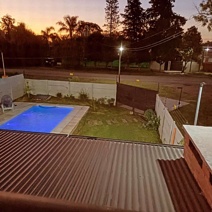 Casa En Temporario En La Plata, Buenos Aires, Con Pileta Y Parrilla - Casa en Temporario en La Plata con 2 dorm. y 180 m2 cubiertos - imagen 14