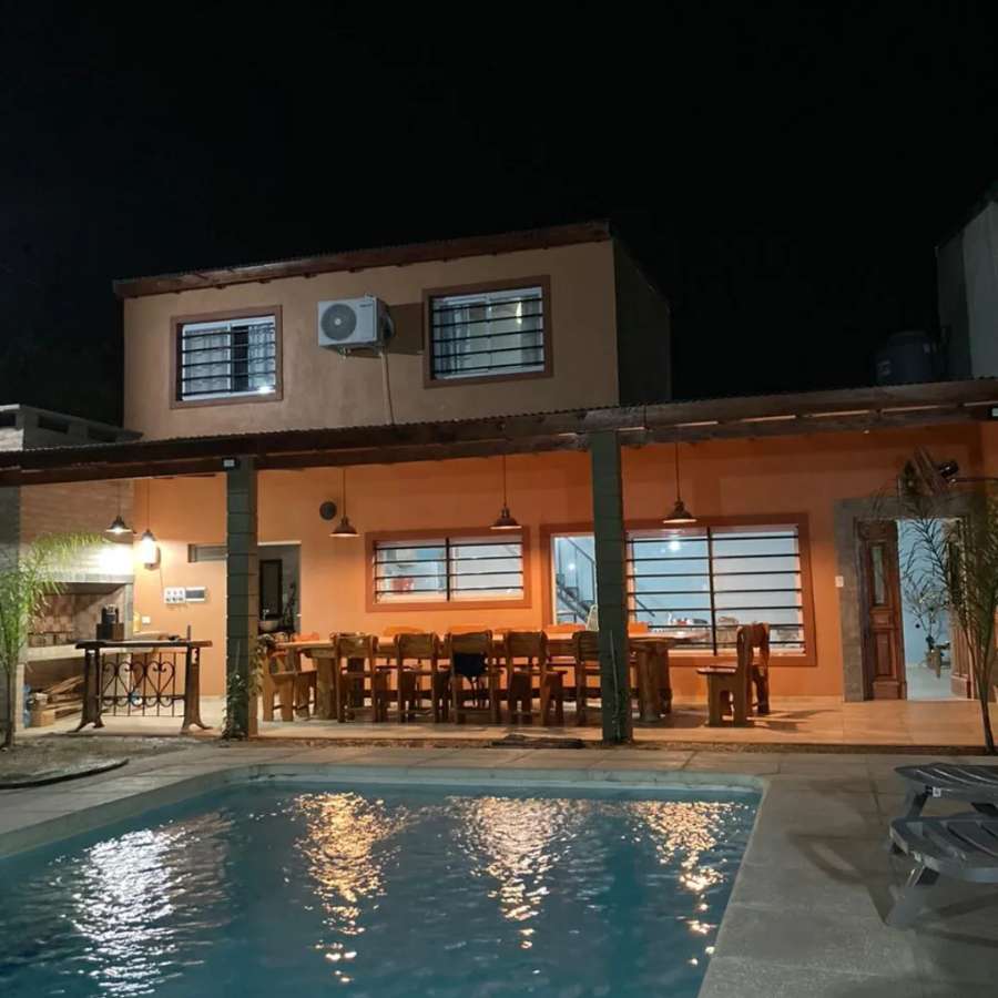 Casa En Temporario En La Plata, Buenos Aires, Con Pileta Y Parrilla - Casa en Temporario en La Plata con 2 dorm. y 180 m2 cubiertos - imagen 19